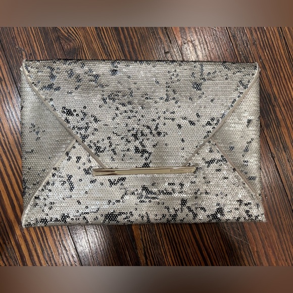 BCBGMAXAZRIA Sequin Envelope Clutch Formal Evening Bag Purse Silver - Picture 1 of 7